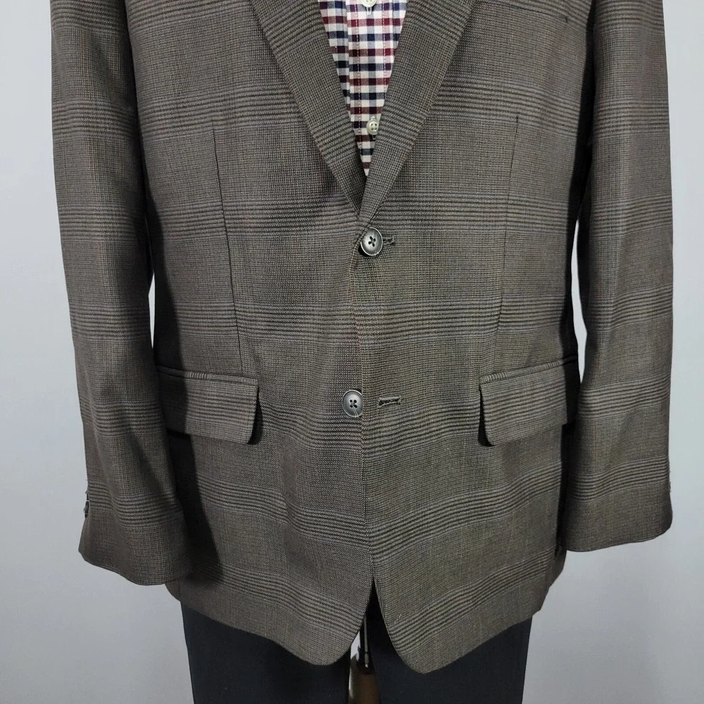 Haggar Men's Sport Coat Blazer Two Button Brown Plaid Polyester Blend 44R‎